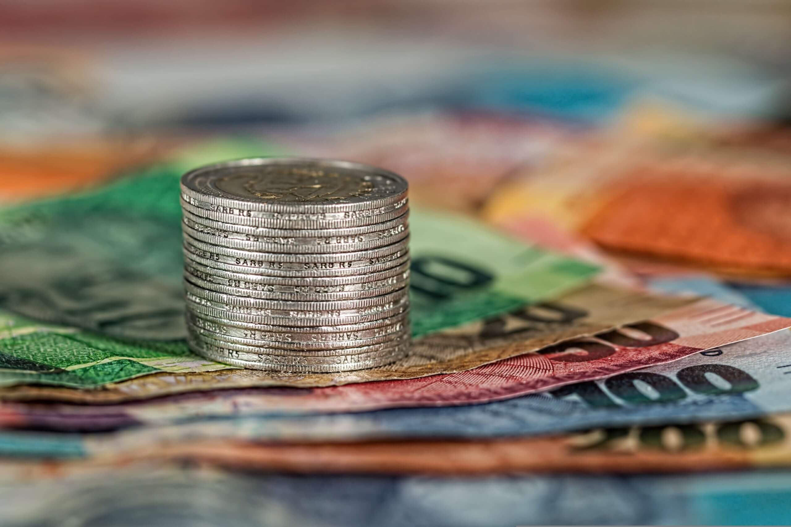 moedas e dinheiro